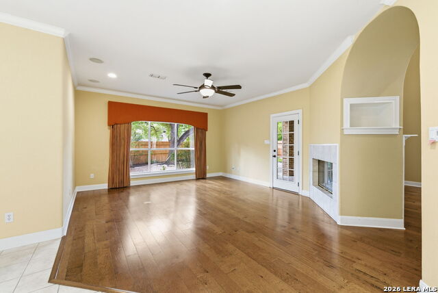 Image 28 of 59 For 3 Sherborne Wood