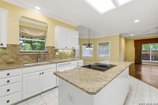 Image 34 of 59 For 3 Sherborne Wood