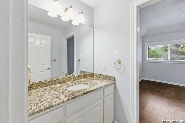 Image 44 of 59 For 3 Sherborne Wood