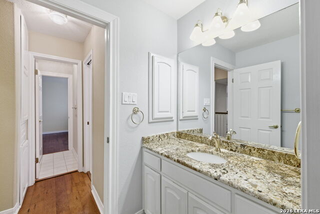 Image 46 of 59 For 3 Sherborne Wood