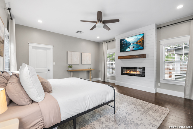 Image 32 of 42 For 1502 Nolan St