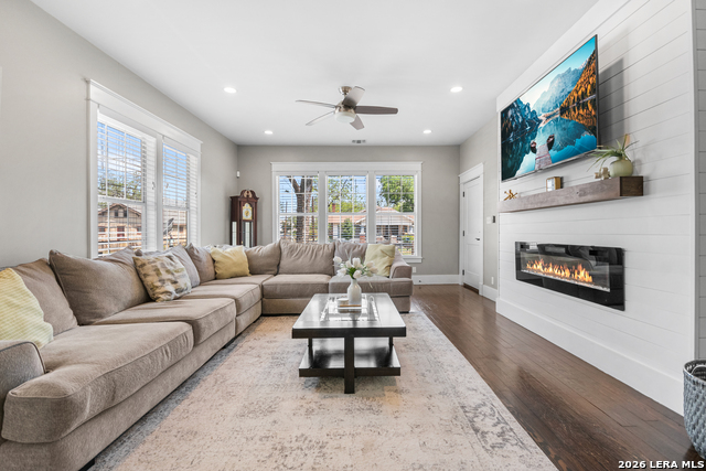 Image 5 of 42 For 1502 Nolan St