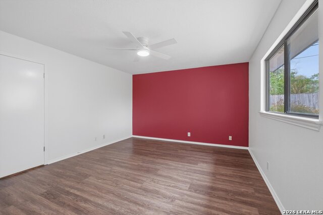 Image 12 of 21 For 5707 Larkdale Dr