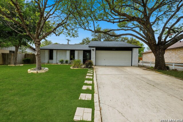 Image 3 of 21 For 5707 Larkdale Dr