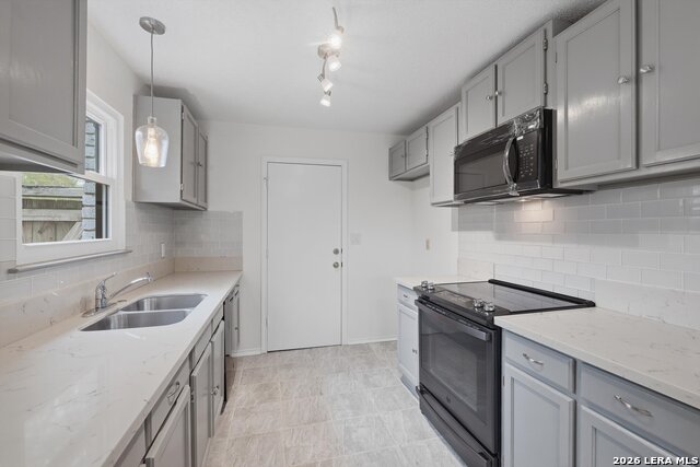 Image 8 of 21 For 5707 Larkdale Dr