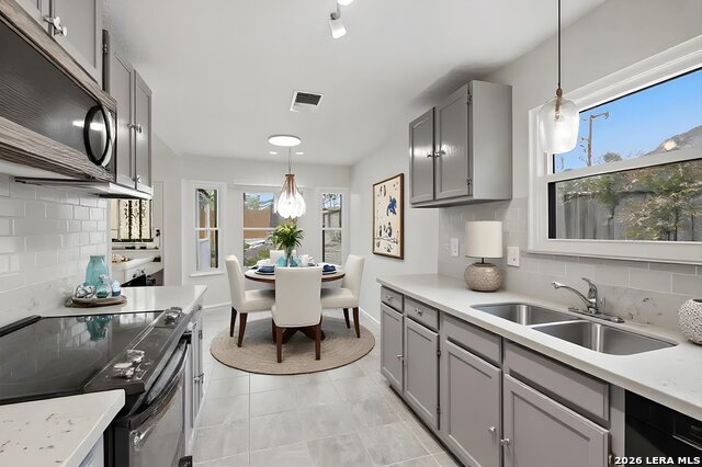 Image 9 of 21 For 5707 Larkdale Dr