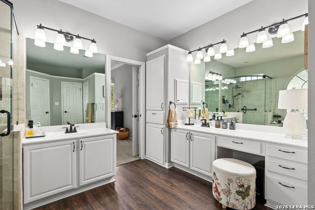 Image 26 of 32 For 24902 Crescent Run