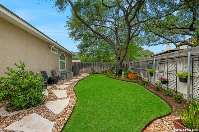 Image 31 of 32 For 24902 Crescent Run