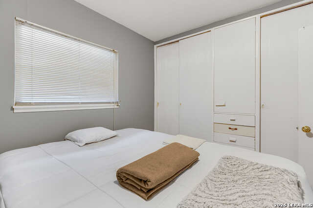 Image 22 of 30 For 305 Brahan Blvd