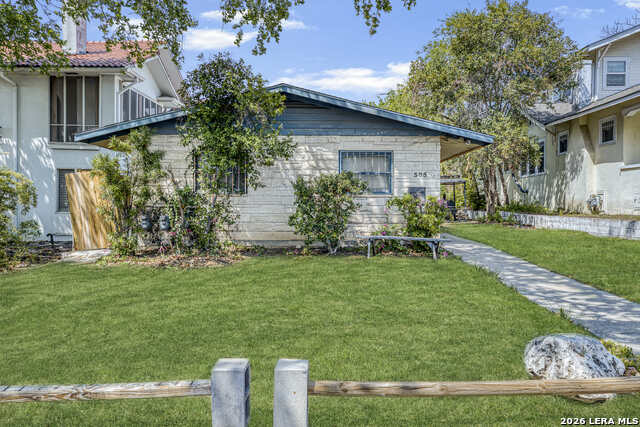 Image 3 of 30 For 305 Brahan Blvd