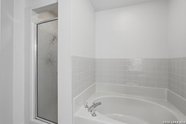 Image 14 of 35 For 626 Home Crossing