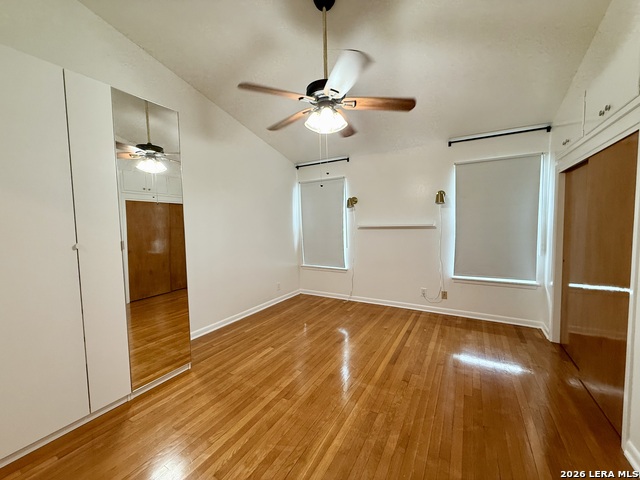 Image 11 of 24 For 3807 Longridge Dr