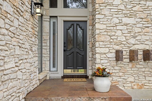 Image 4 of 37 For 3515 Hunters Circle