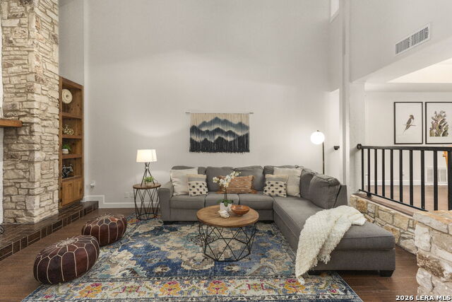 Image 9 of 37 For 3515 Hunters Circle