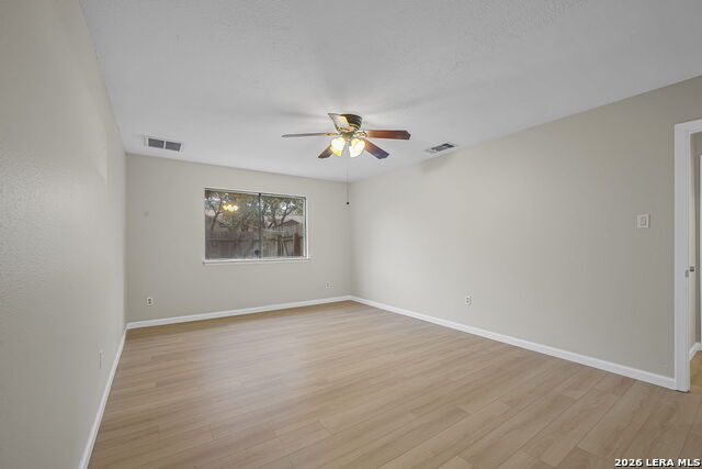 Image 18 of 25 For 9203 Ridge Grove