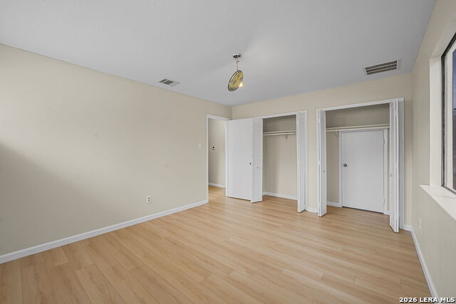 Image 21 of 25 For 9203 Ridge Grove