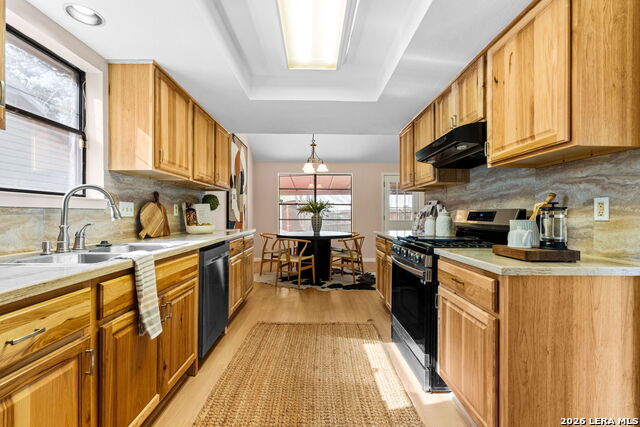 Image 7 of 25 For 9203 Ridge Grove