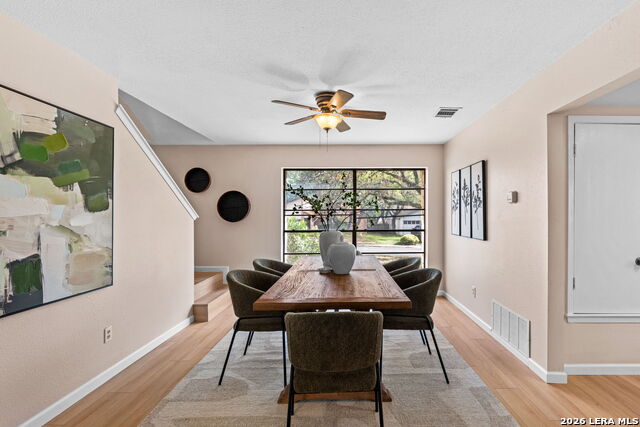 Image 9 of 25 For 9203 Ridge Grove