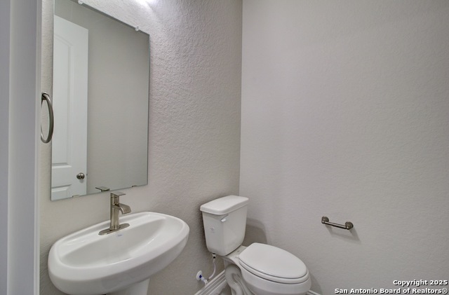 Image 22 of 34 For 1850 Pining Street