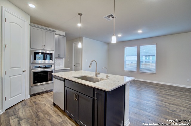 Image 7 of 34 For 1850 Pining Street