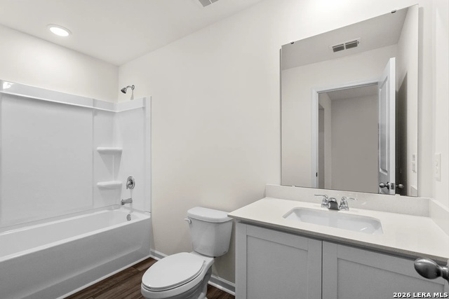 Image 13 of 15 For 4622 Flying Hooves