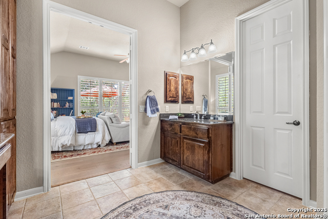 Image 20 of 35 For 3238 Medaris Ln