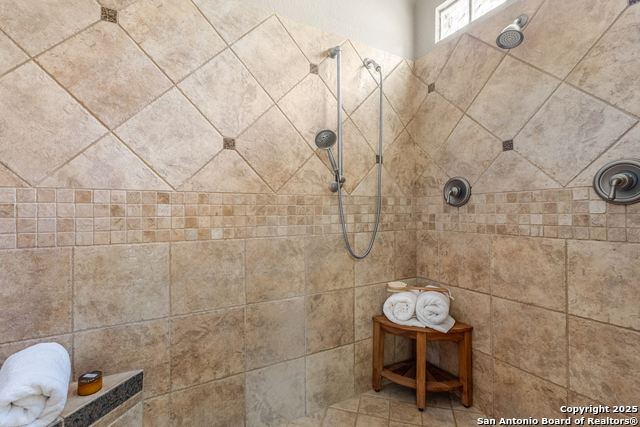 Image 21 of 35 For 3238 Medaris Ln