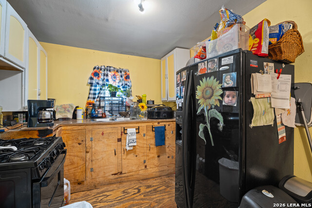 Image 11 of 30 For 116 Parkview