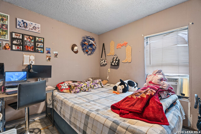 Image 20 of 30 For 116 Parkview