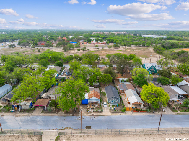 Image 25 of 30 For 116 Parkview