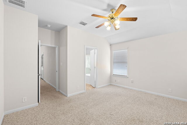 Listing photo id 11 for 3322 Butler Pass