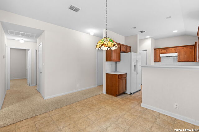 Listing photo id 7 for 3322 Butler Pass