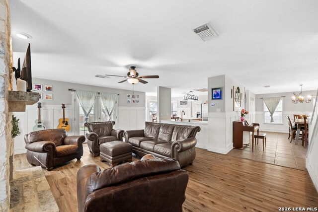 Image 6 of 36 For 4123 Knollpass