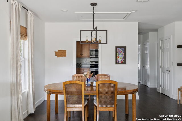 Image 10 of 29 For 711 Eleanor  