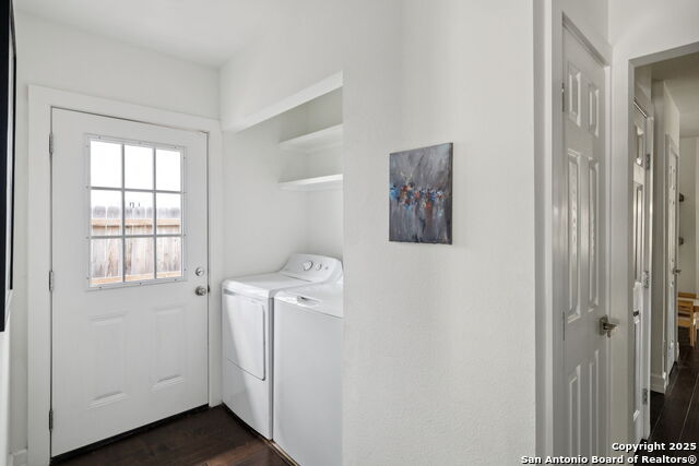 Image 25 of 29 For 711 Eleanor  