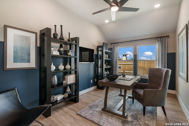 Image 10 of 15 For 868 Silver Fox