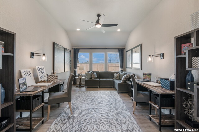 Image 11 of 15 For 868 Silver Fox