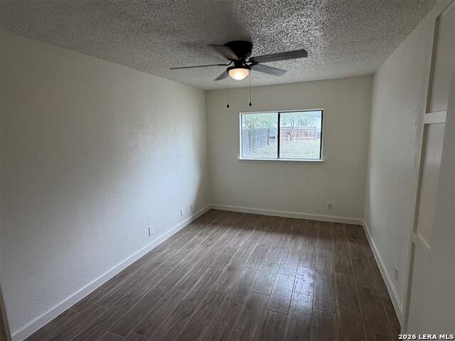 Image 10 of 15 For 1319 Bayou Dr