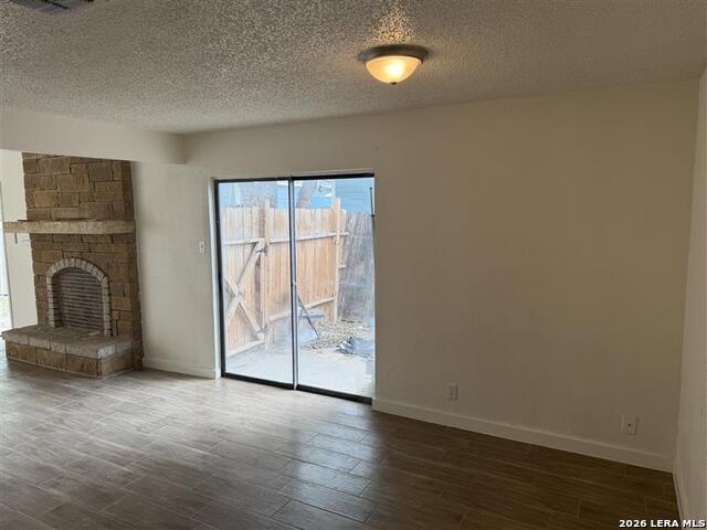 Image 2 of 15 For 1319 Bayou Dr