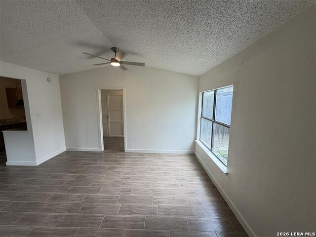 Image 3 of 15 For 1319 Bayou Dr