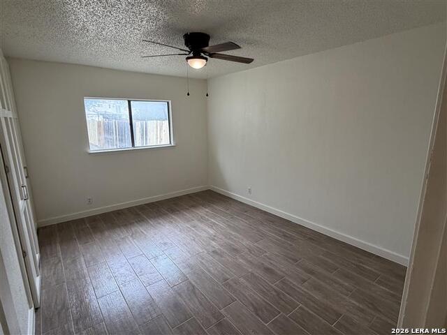 Image 8 of 15 For 1319 Bayou Dr