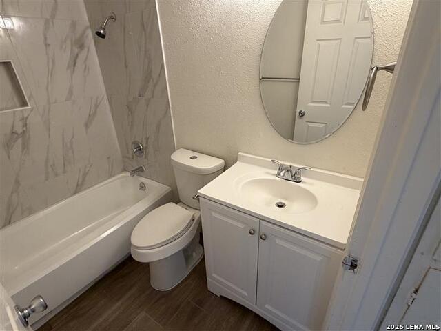 Image 9 of 15 For 1319 Bayou Dr