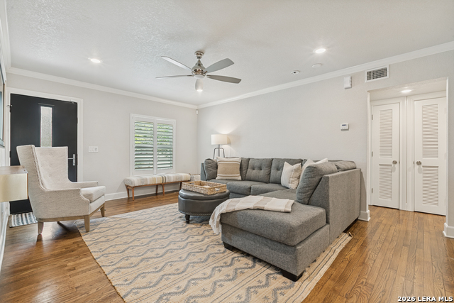 Image 17 of 25 For 488 Olmos Unit #1 E 1