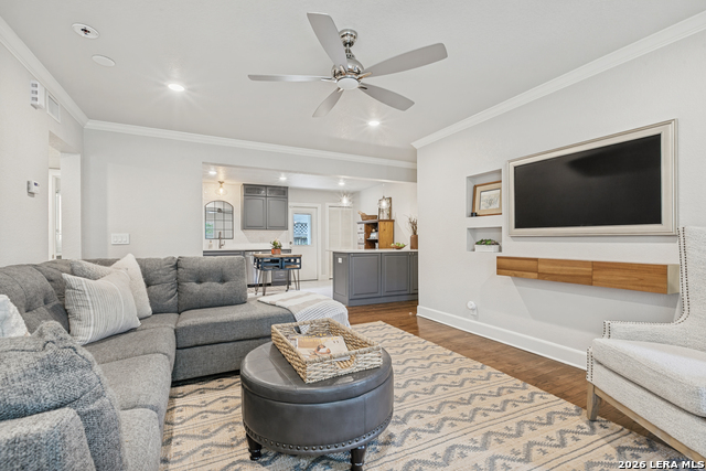 Image 20 of 25 For 488 Olmos Unit #1 E 1