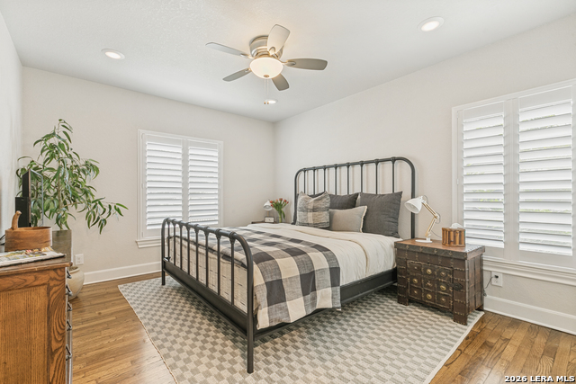 Image 8 of 25 For 488 Olmos Unit #1 E 1