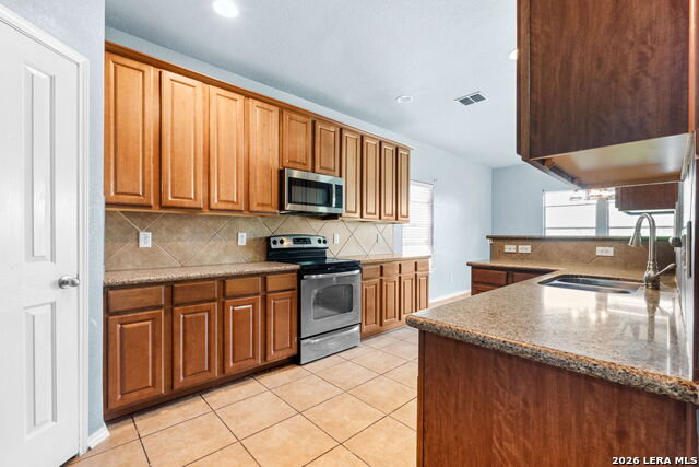 Image 3 of 28 For 5124 Eagle Valley St