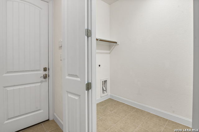 Image 13 of 34 For 221 Aspen Dr