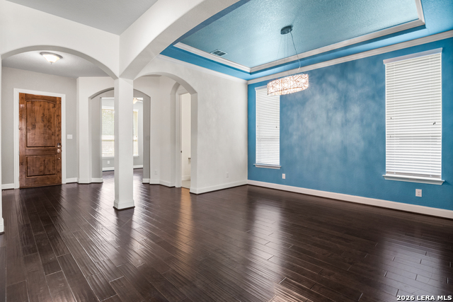 Image 14 of 34 For 221 Aspen Dr