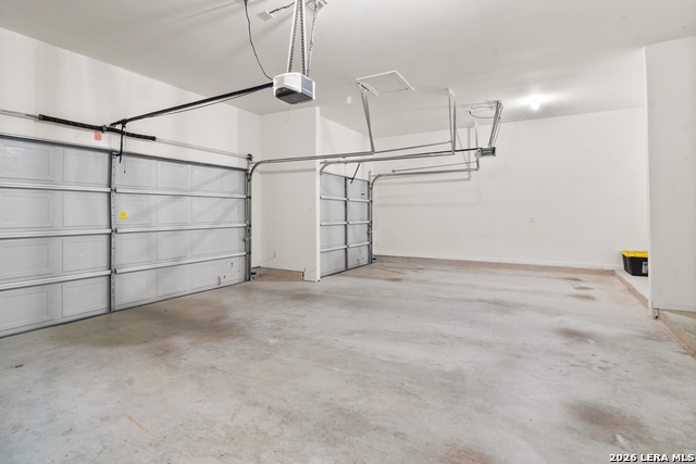 Image 27 of 34 For 221 Aspen Dr