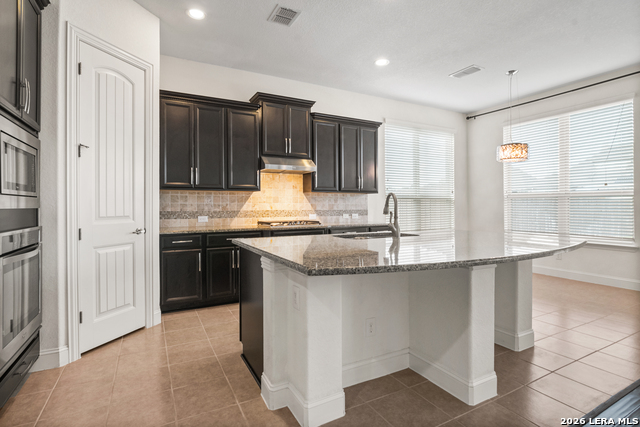 Image 5 of 34 For 221 Aspen Dr